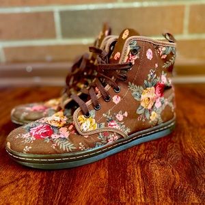 Dr. Martens Shoreditch Lace Up Canvas Victorian Brown Floral High Tops Boot
